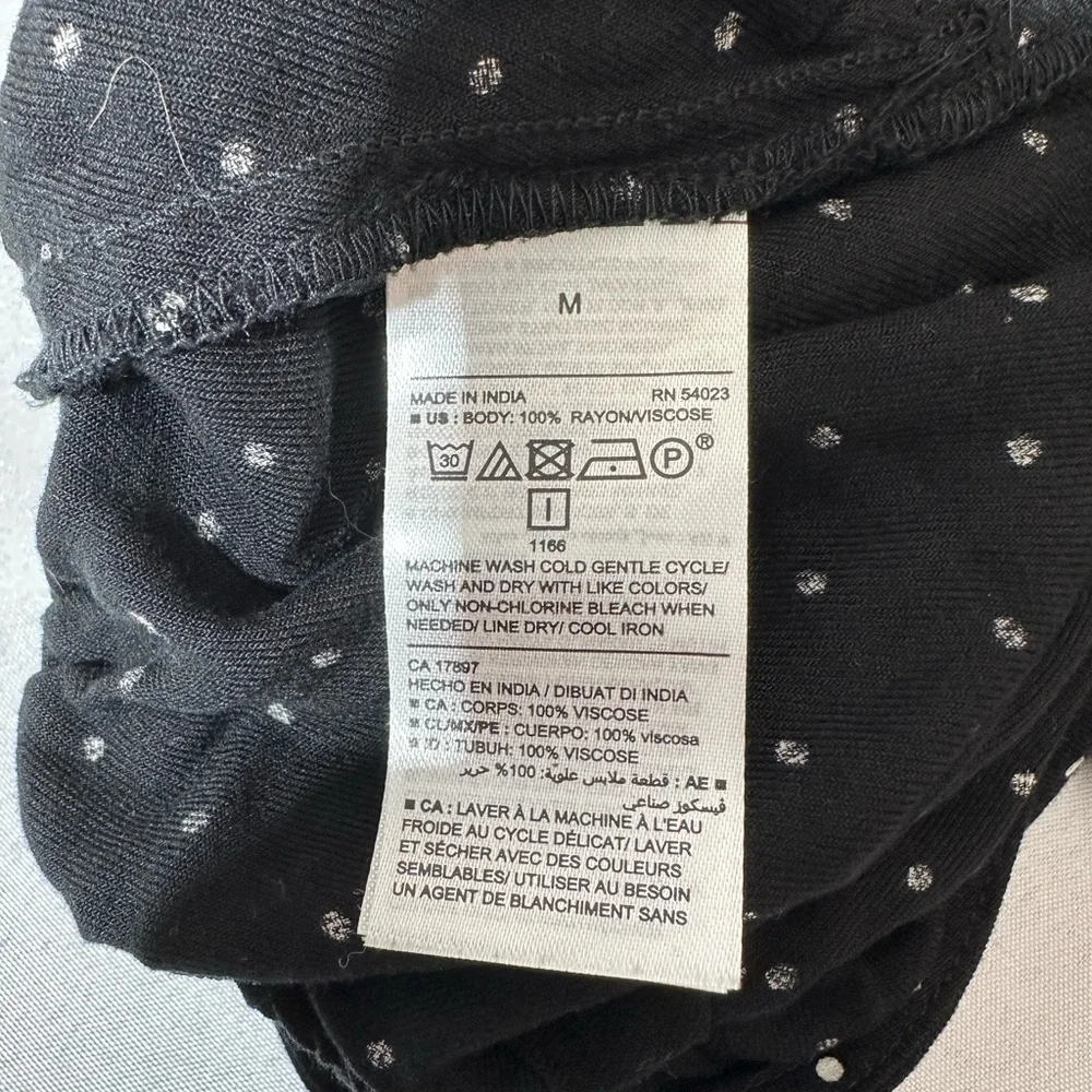 Old Navy Women’s M Jumpsuit Black White Polka Dot Cropped Split Back Wide Leg